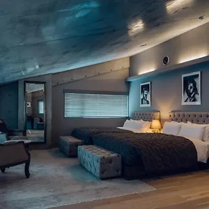 Hotel Node